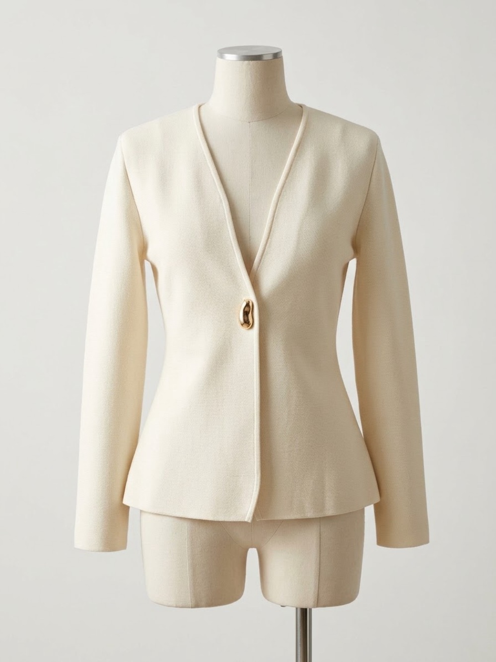 ZARA Ivory Structured Knit Jacket Cardigan -
Sculpted Gold Button (Size S)